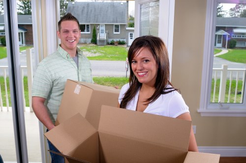 Local moving help for flats and homes in Crofton Park