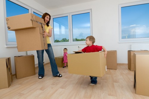 Careful transport of furniture and appliances for Croftonpark customers